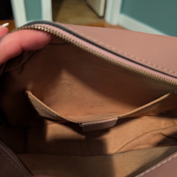 Gucci Clutch - Picture 3 of 9